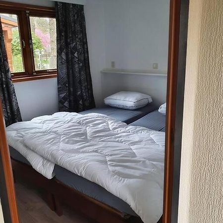 Cozy Chalet For 4 Veluwe Putten Ngoại thất bức ảnh