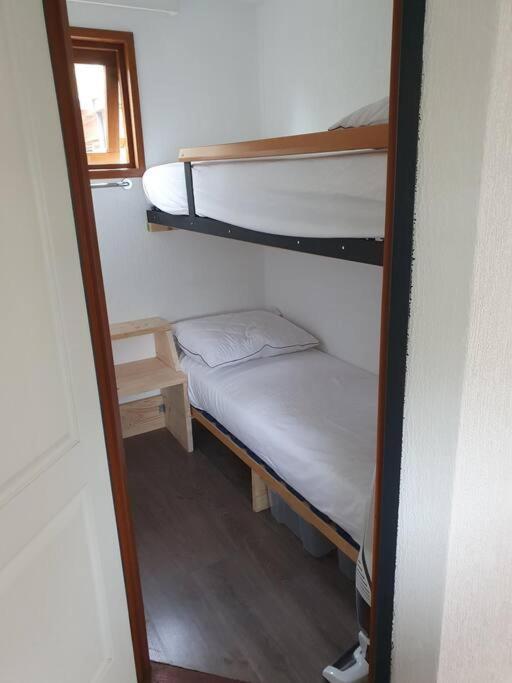 Cozy Chalet For 4 Veluwe Putten Ngoại thất bức ảnh